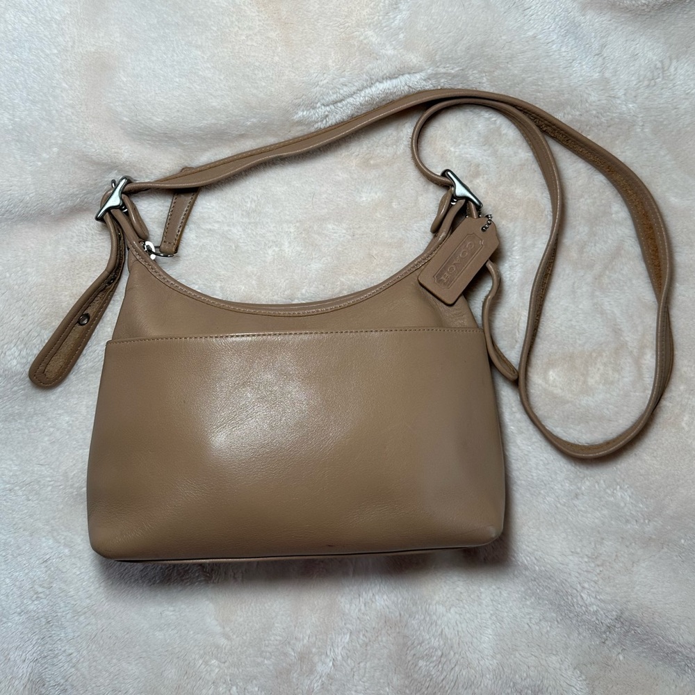 Coach Vintage Legacy 9136 crossbody / shoulder bag